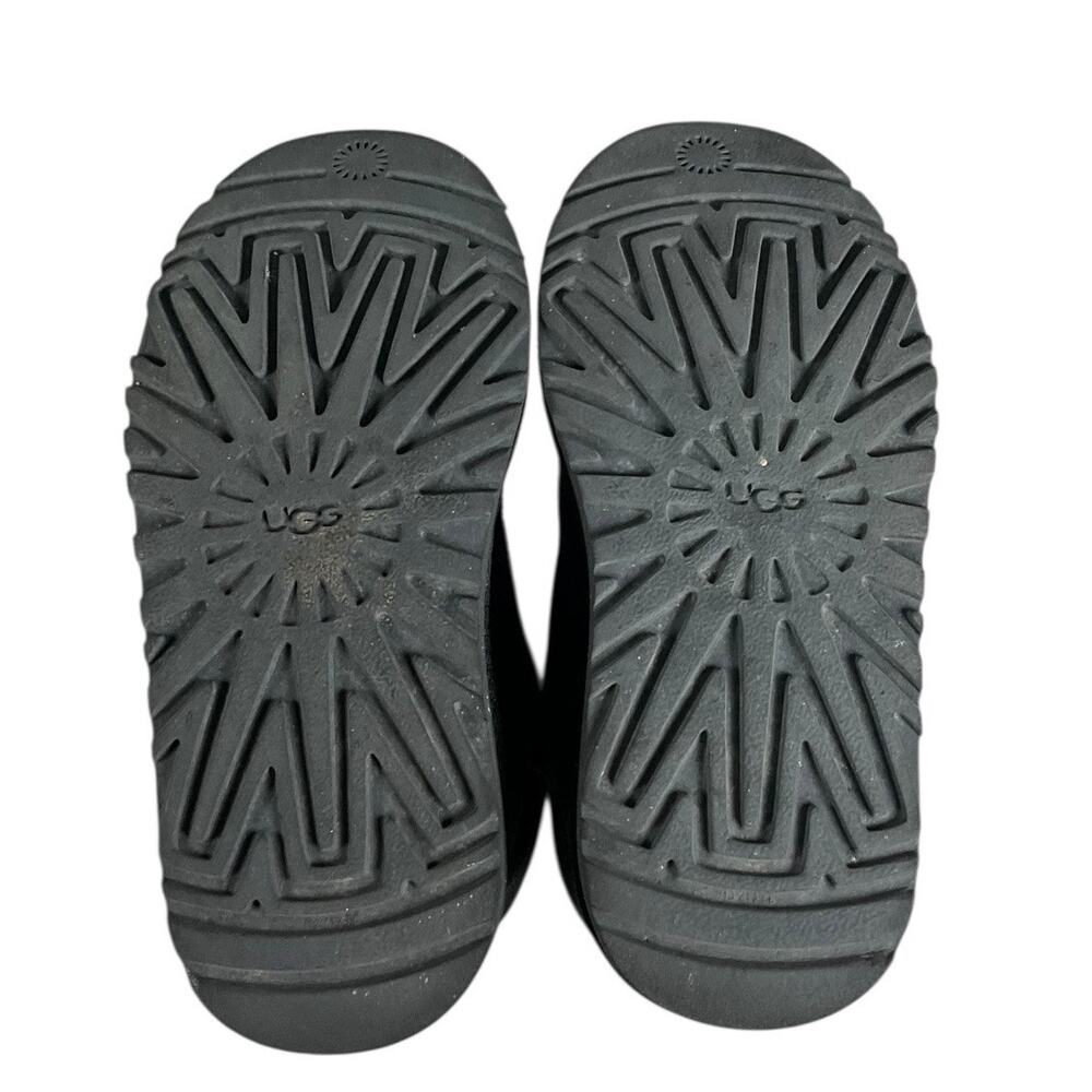 UGG Kids Classic Mini Button Boots Black Suede Size 12 Youth Winter/Fall Short - Picture 9 of 9